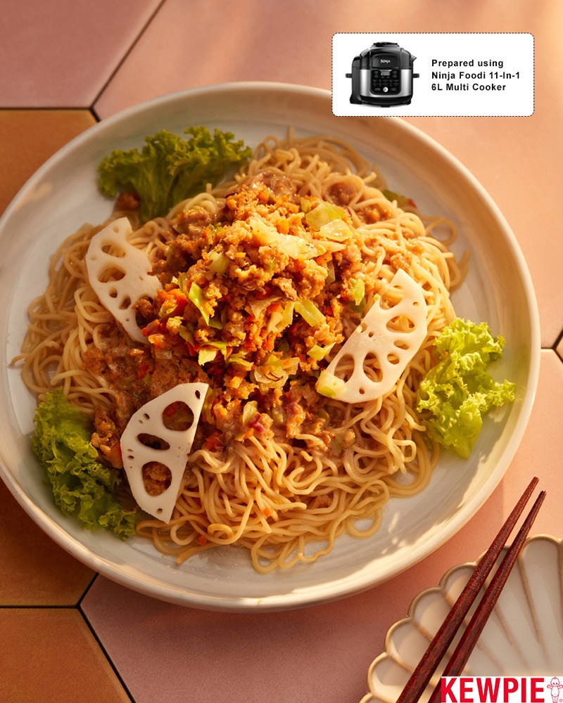 Minced Meat with Crispy Noodle